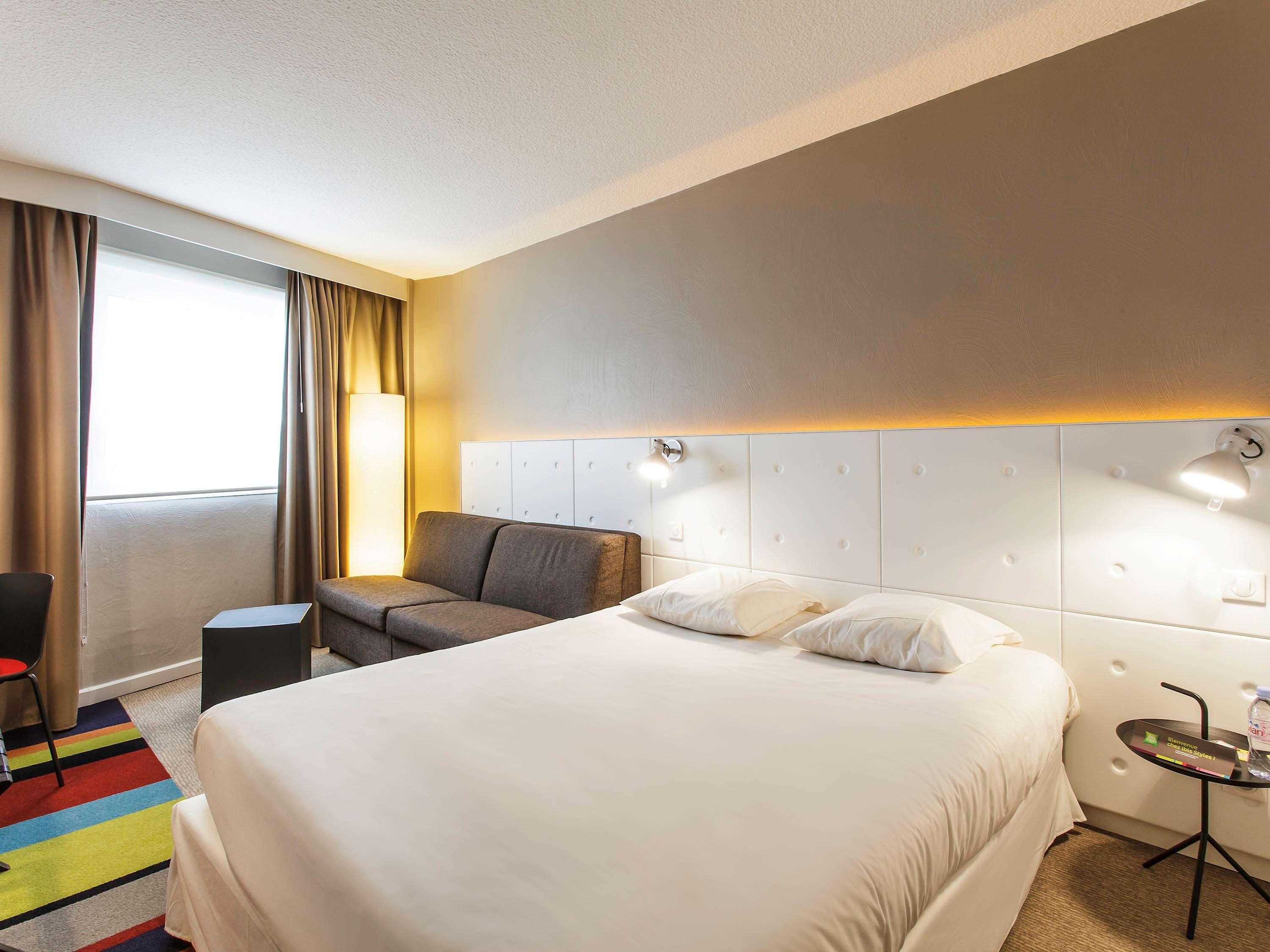 Отель Ibis Styles Lyon Sud Vienne Шас-сюр-Рон Экстерьер фото